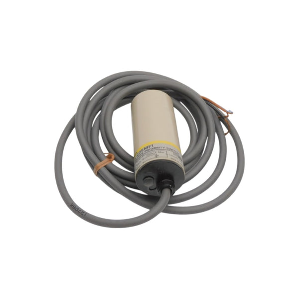 OMRON E2K-C25MF1 10-40VDC NSNP