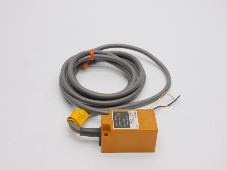 OMRON TL-N10MY1 90-250VAC NSNP