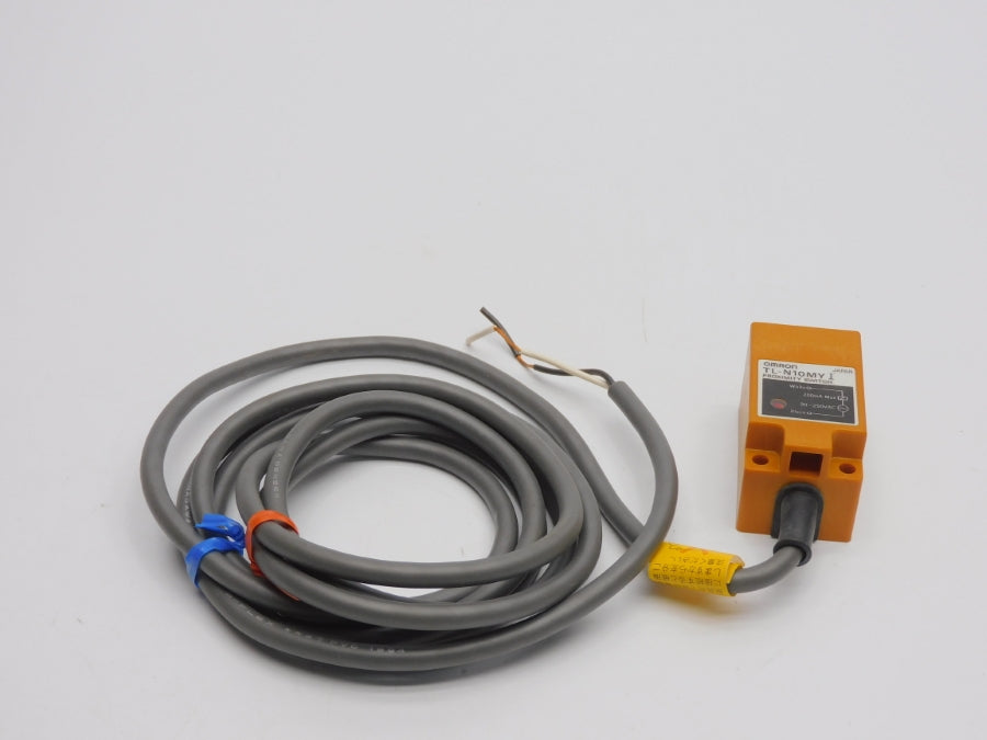 OMRON TL-N10MY1 90-250VAC NSNP