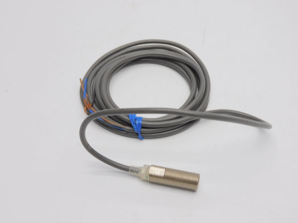 OMRON E2E-X2P1 12-24VDC NSNP