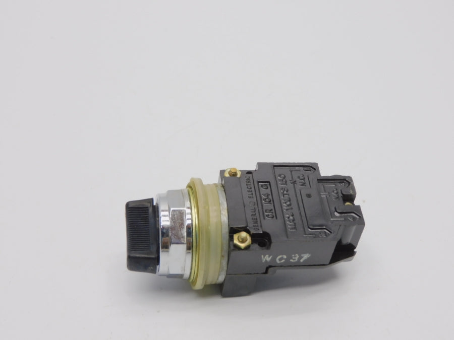 GENERAL ELECTRIC CR104B2211 SER. A 150V NSMP