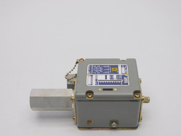 SQUARE D 9012ACW2 SER. B 600VAC 40A 10-300PSI NSNP