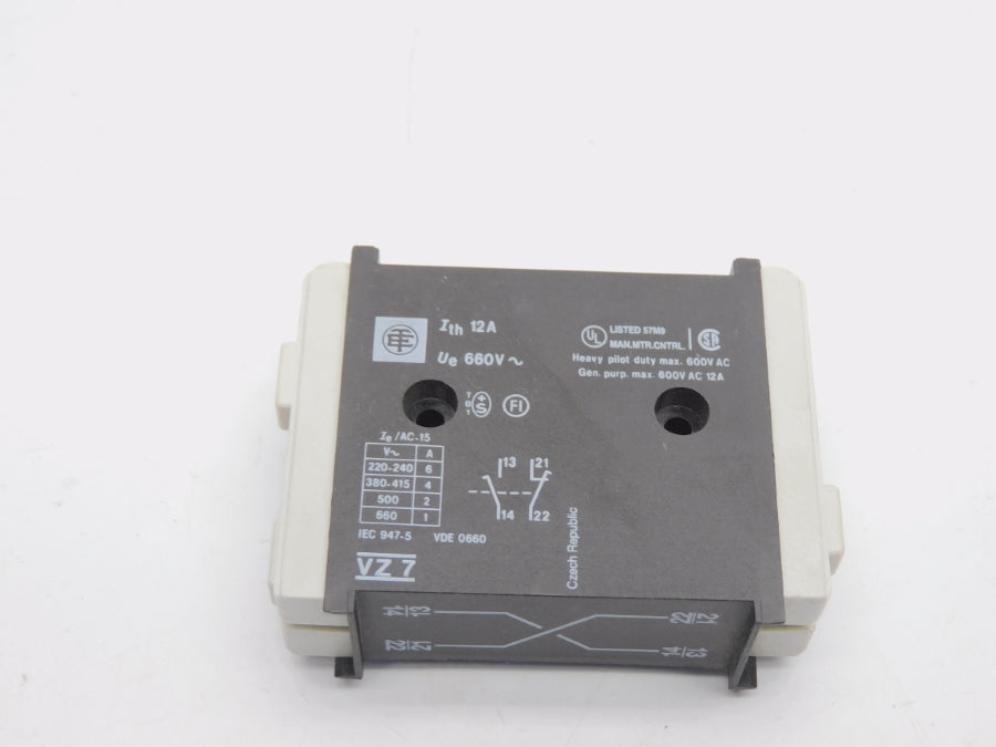 AUXILIARY CONTACT VZ7 660V 12A NSNP