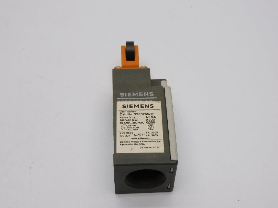SIEMENS 3SE3200-1E 300VAC 10A NSNP