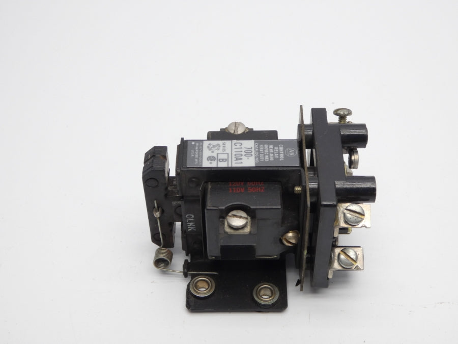 ALLEN BRADLEY 700-C110A1 SER. B 110/120V UNMP
