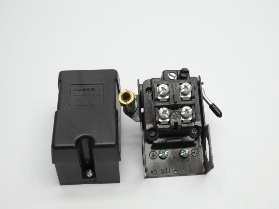 HUBBELL 69MB7YL 240V 25A 30-40PSI NSNP