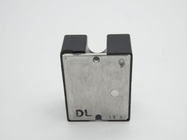 DOUGLAS RANDALL A12A 90-260V 12A UNMP