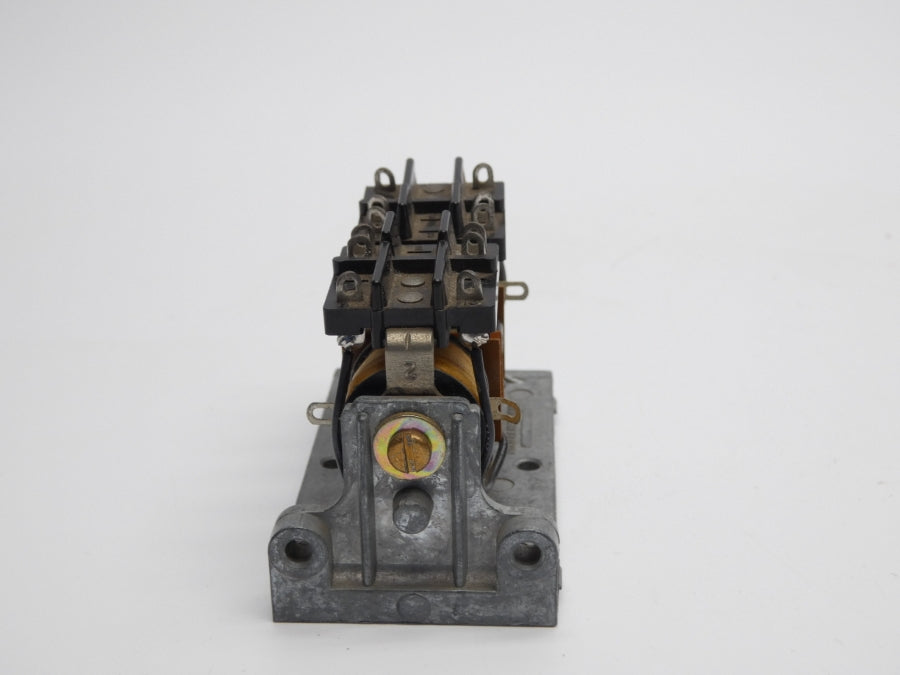 POTTER&BRUMFIELD KB-17AY-6 6V 5A UNMP