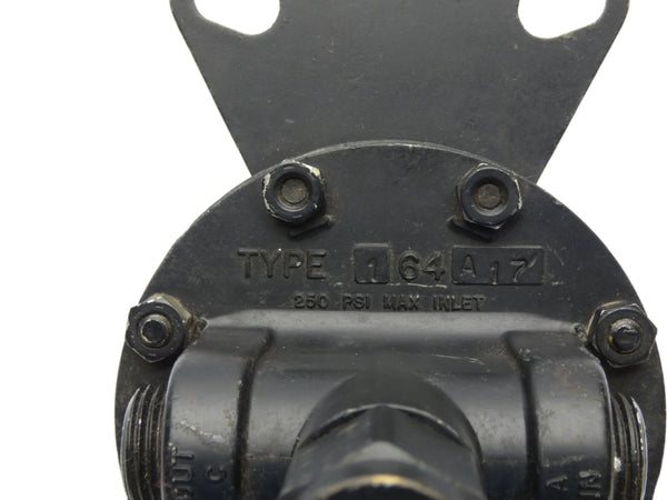 FISHER CONTROLS 164A17 0-15PSI 1/2" UNMP