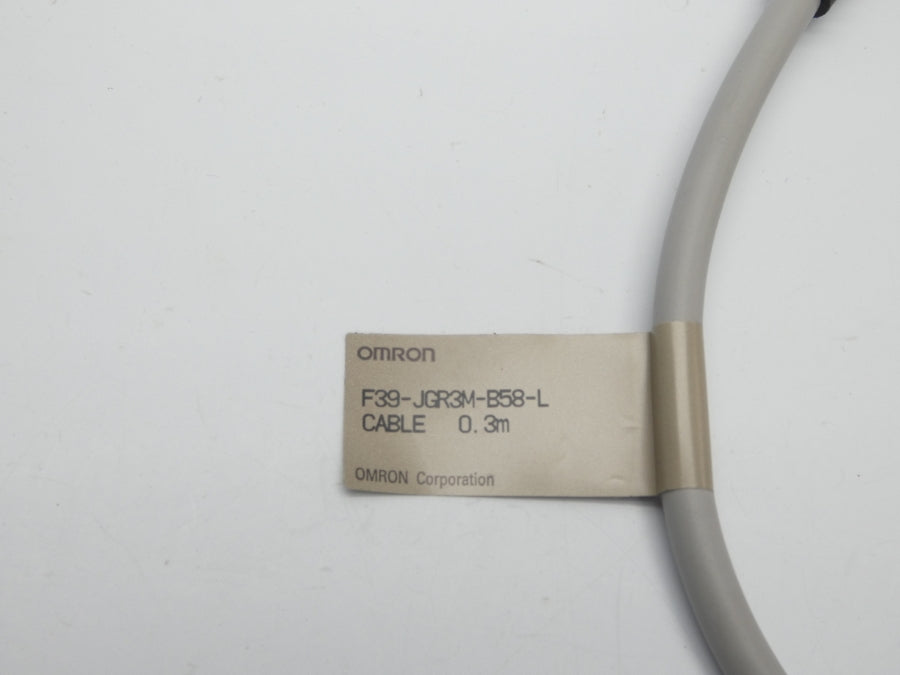 OMRON F39-JGR3M-B58-L 0.3M NSNP