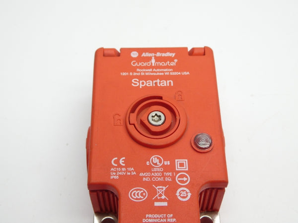 ALLEN BRADLEY 440G-S36044 SER. B 24V 10A (NO KEY) NSNP