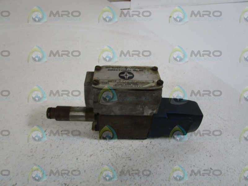 VICKERS DIRECTIONAL VALVE DG4V32CWB10C AS IS