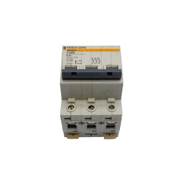 MERLIN GERIN 21420 C32N5A 415V 5A UNMP