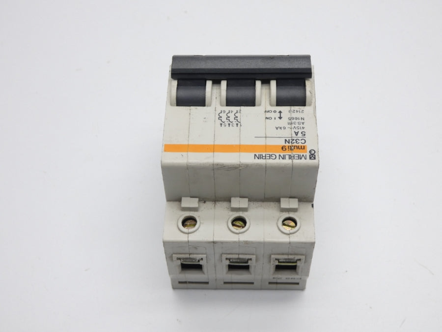 MERLIN GERIN 21420 C32N5A 415V 5A UNMP