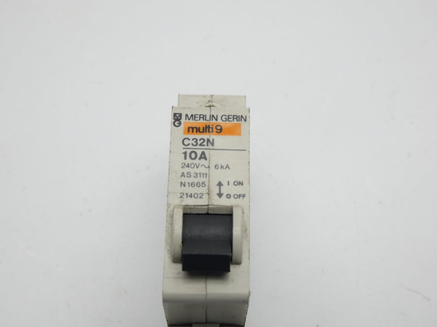 MERLIN GERIN 21402 C32N10A 240V 10A UNMP