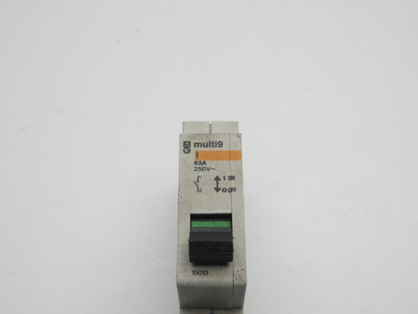 MERLIN GERIN 15013 250V 63A UNMP