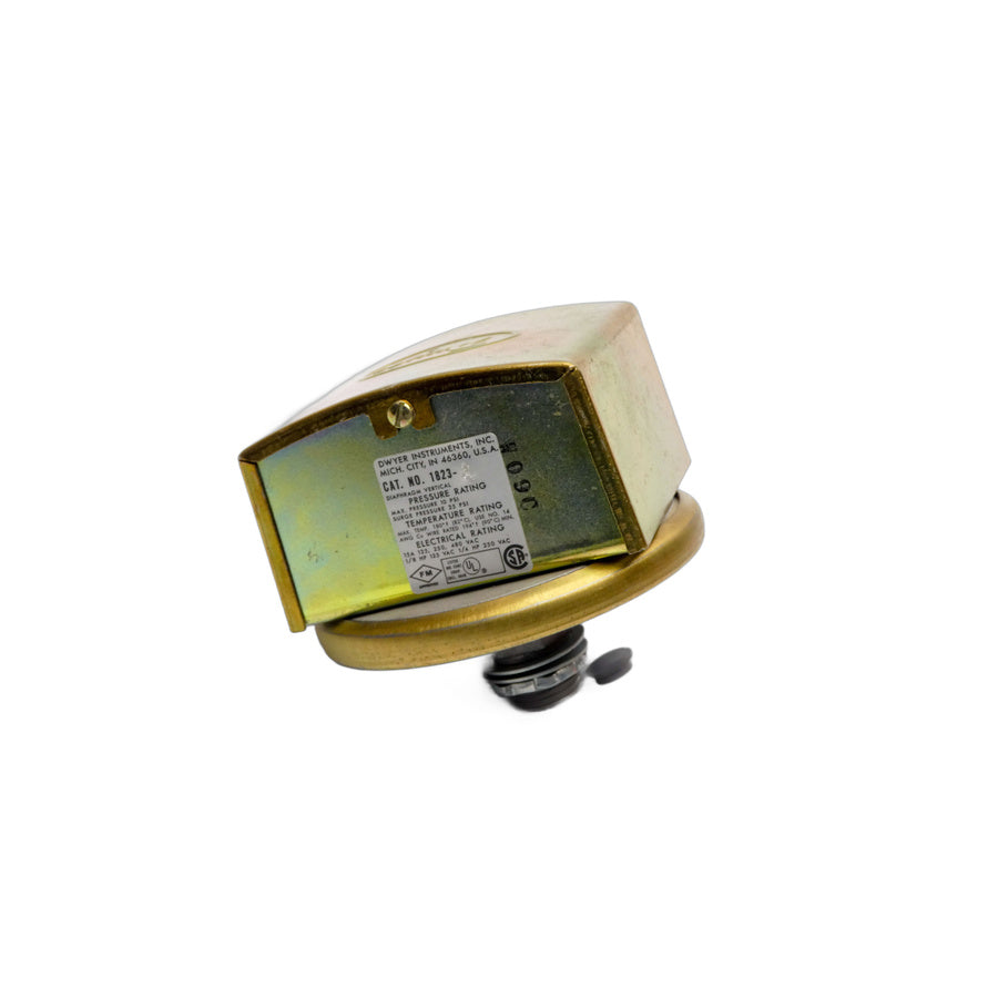 DWYER 1823-2 480VAC 15A 25PSI NSNP