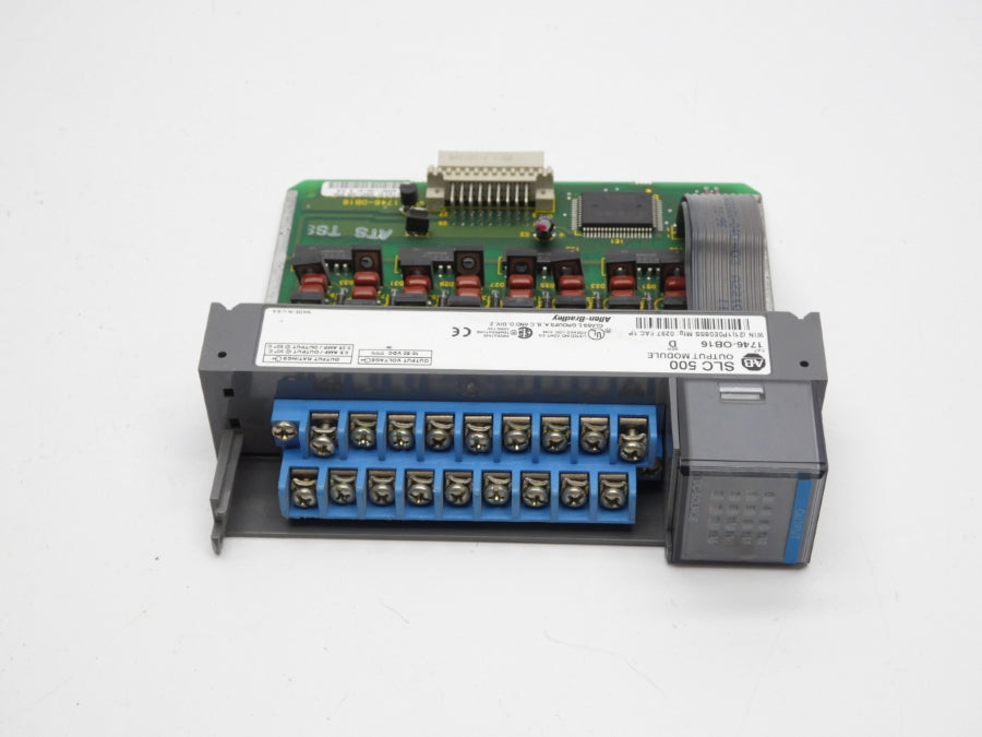 ALLEN BRADLEY 1746-OB16 SER. D 10-50VDC 0.5A (NO DOOR) UNMP