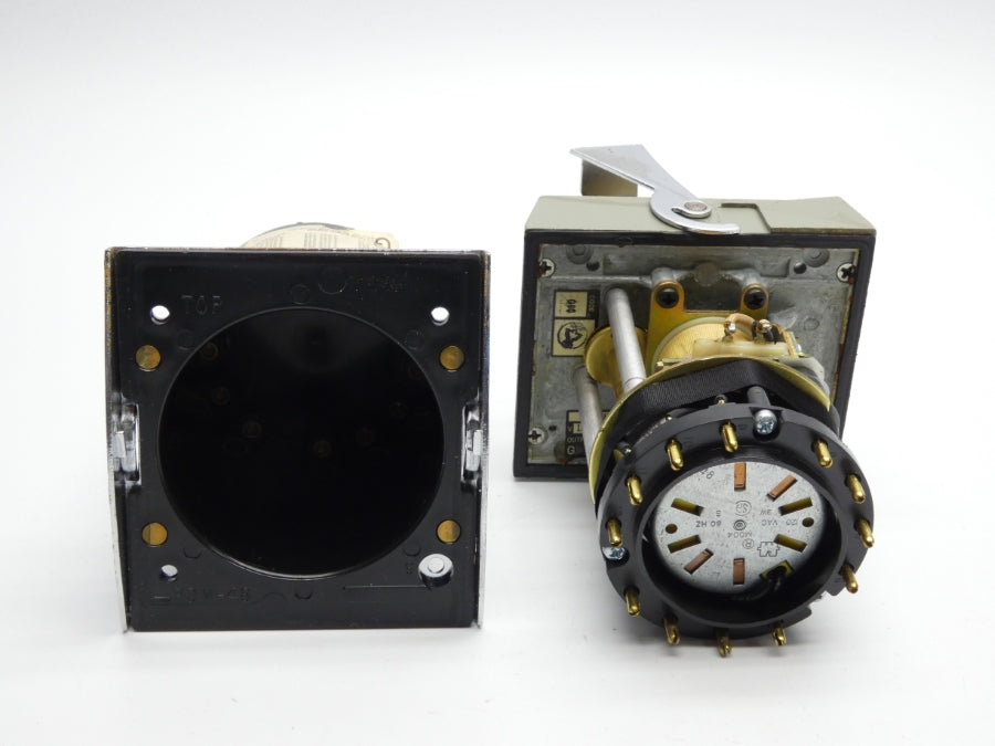 EAGLE SIGNAL HP514A6 120V 10A 0-15S NSNP