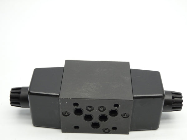 PARKER D3W1CNYW4 120V .72A 3000PSI NSNP