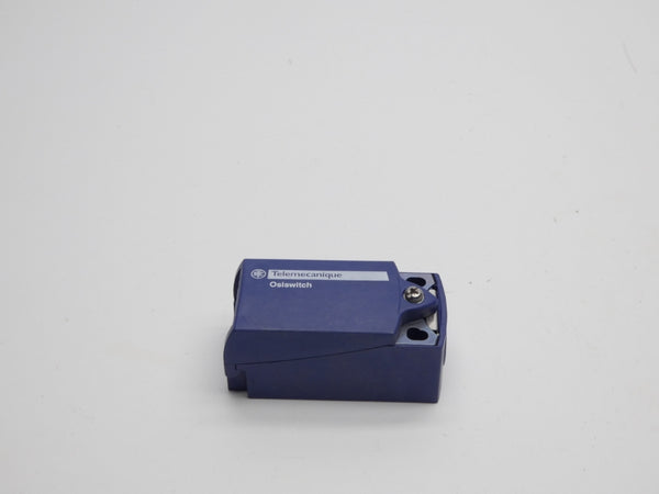 TELEMECANIQUE ZCP21 500V 10A NSNP
