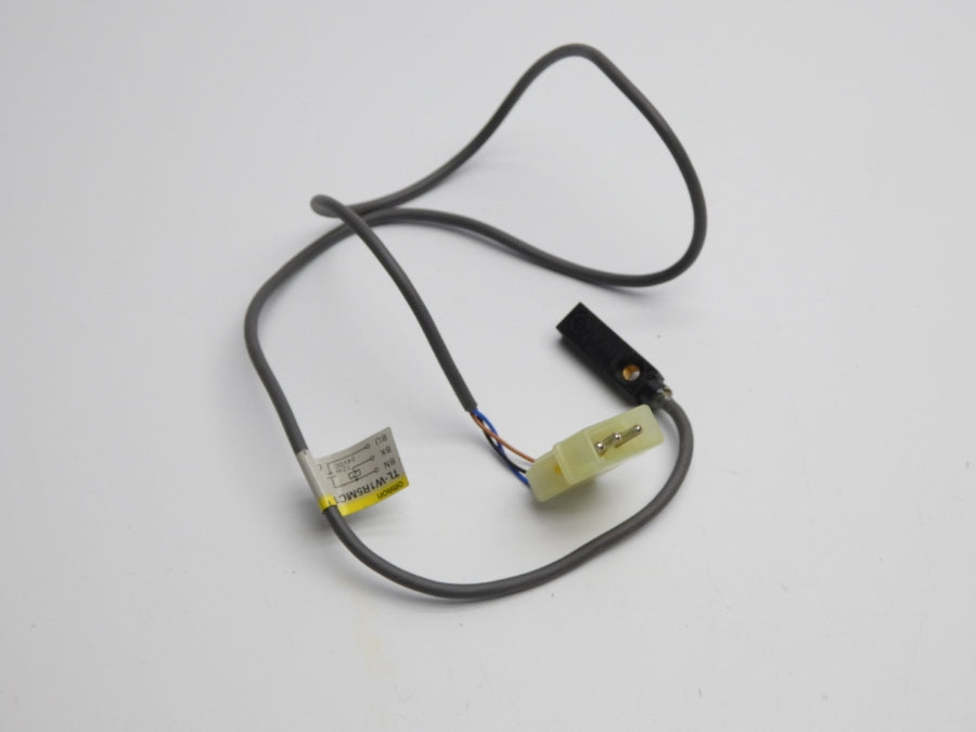 OMRON TL-W1R5MC1 12-24VDC UNMP
