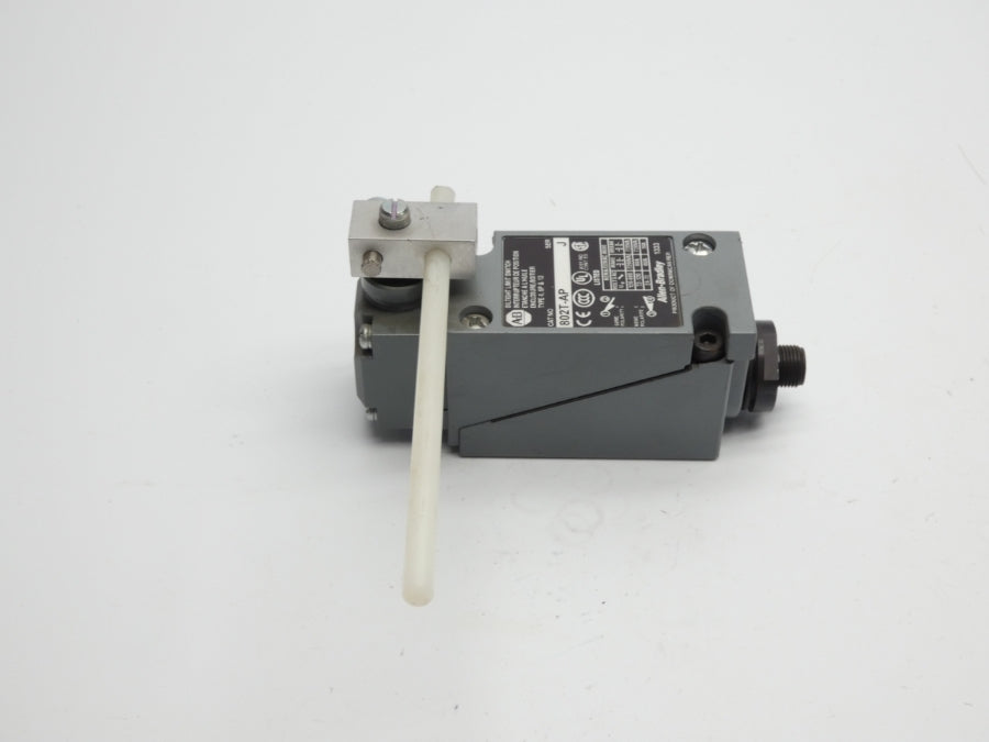 ALLEN BRADLEY 802T-AP SER. J 120-600V 60A UNMP