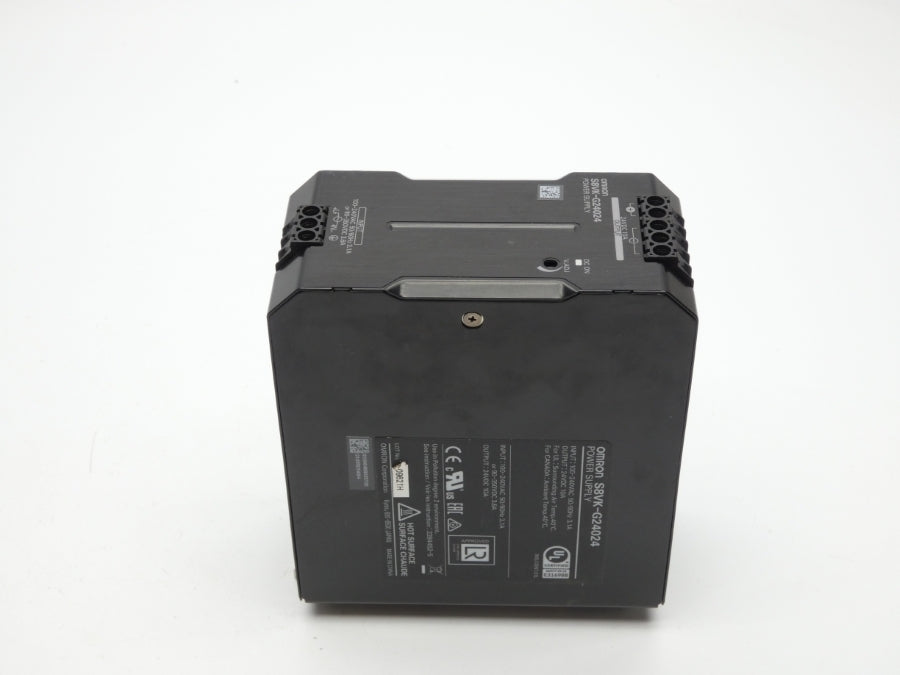 OMRON S8VK-G24024 24VDC 10A UNMP
