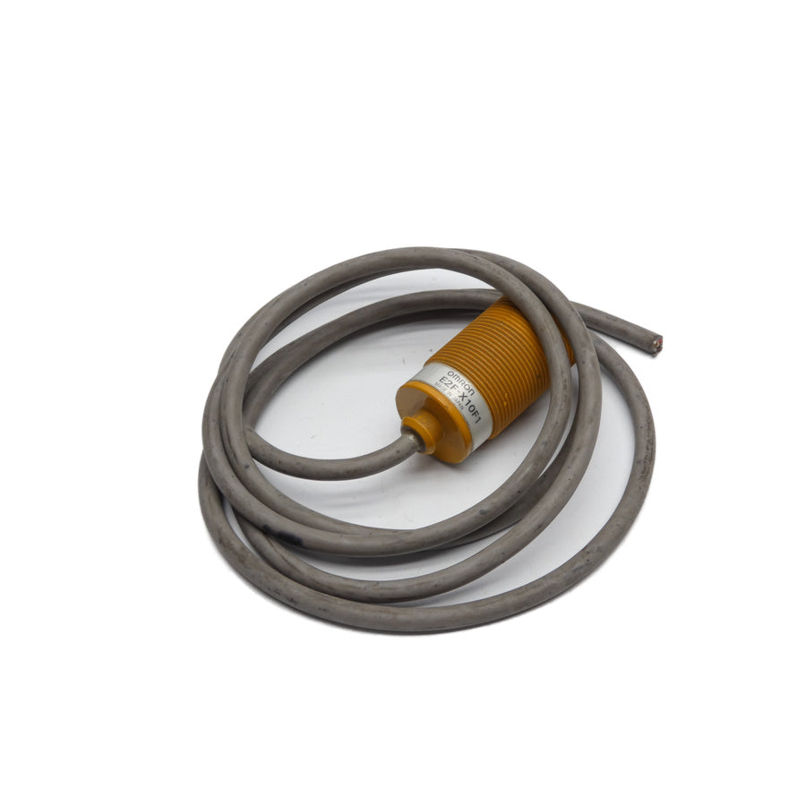 OMRON E2F-X10F1 12-24VDC UNMP