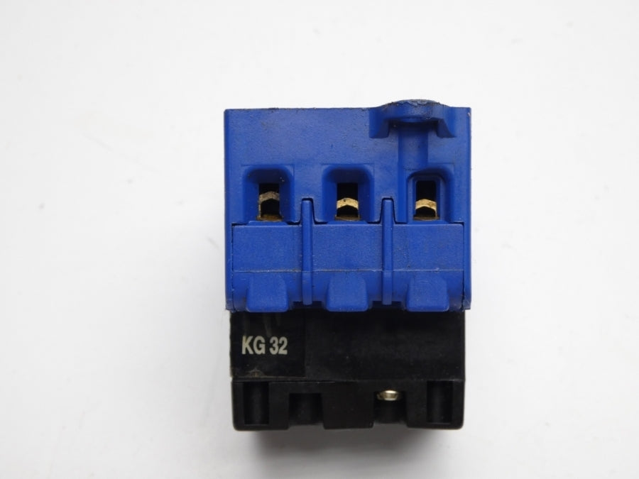 KRAUS&NAIMER KG32 660V 32A (AS IS) UNMP