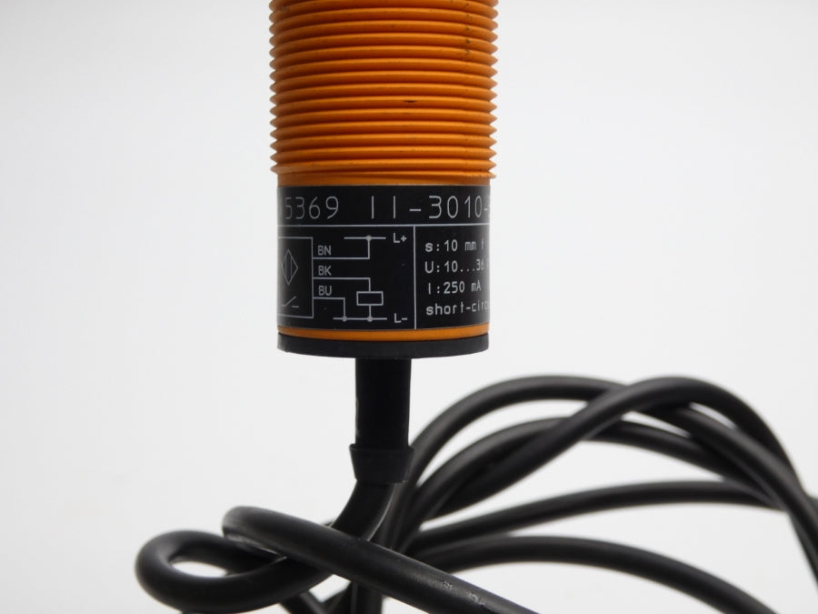 IFM EFECTOR II-3010-BPKG II5369 10-36VDC UNMP