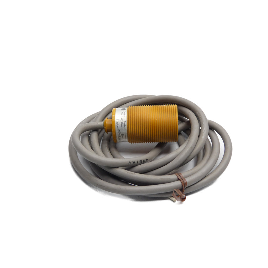 OMRON E2F-X10E1 12-24VDC NSNP
