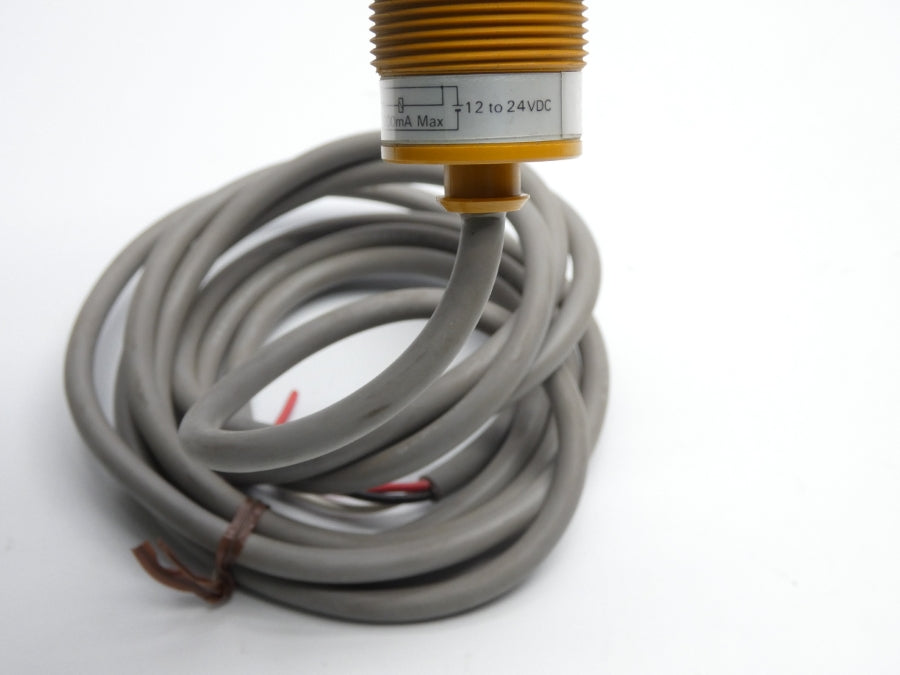 OMRON E2F-X10E1 12-24VDC NSNP