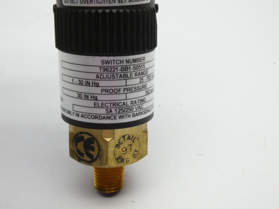 BARKSDALE T96221-BB1-S0515 125/250VAC 5A NSMP