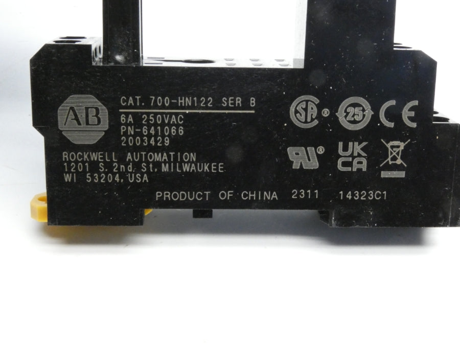 ALLEN BRADLEY 700-HN122 SER. B 250VAC 6A NSNP
