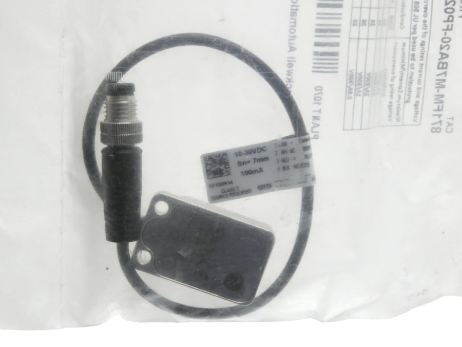 ALLEN BRADLEY 871FM-M7BA20-FP02 SER. A F/W 1.0 10-30VDC NSMP