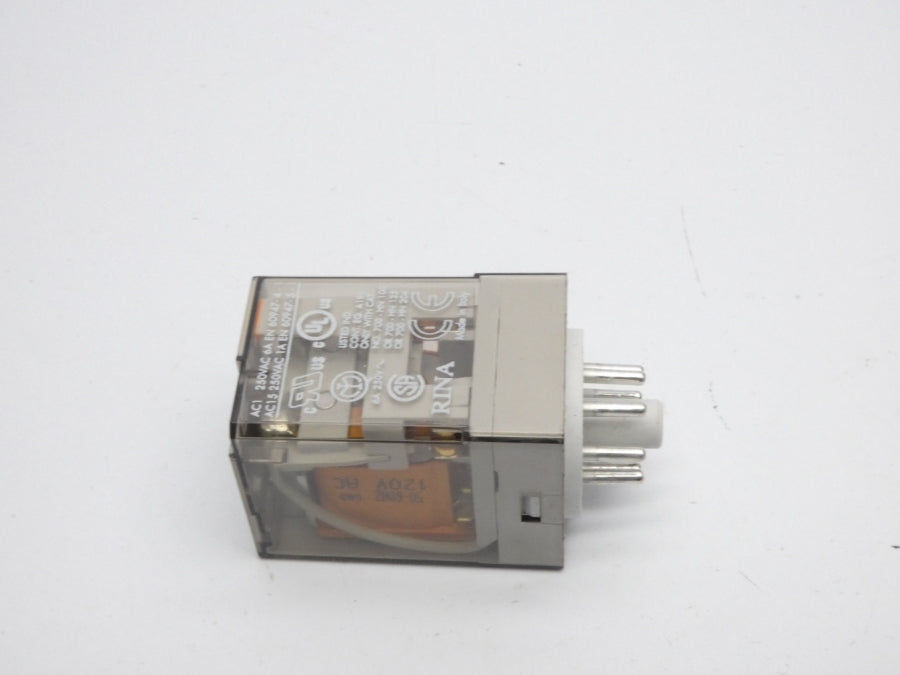 ALLEN BRADLEY 700-HAX2A1 SER. D 120VAC 6A (WH) NSMP