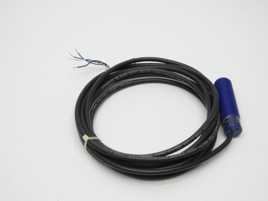 TELEMECANIQUE SM801A1200 12-24V .8A NSMP