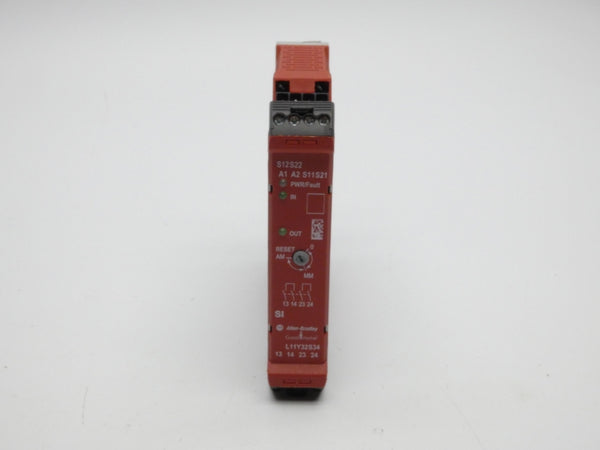 INDUSTRIAL SPARE PART 440R-S12R2 SER. A F/W 3.01 24VDC 2A (WH) (AS IS) NSMP
