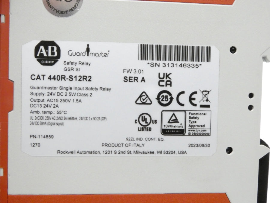 ALLEN BRADLEY 440R-S12R2 SER. A F/W 3.01 24VDC 2A (WH) (AS IS) NSMP