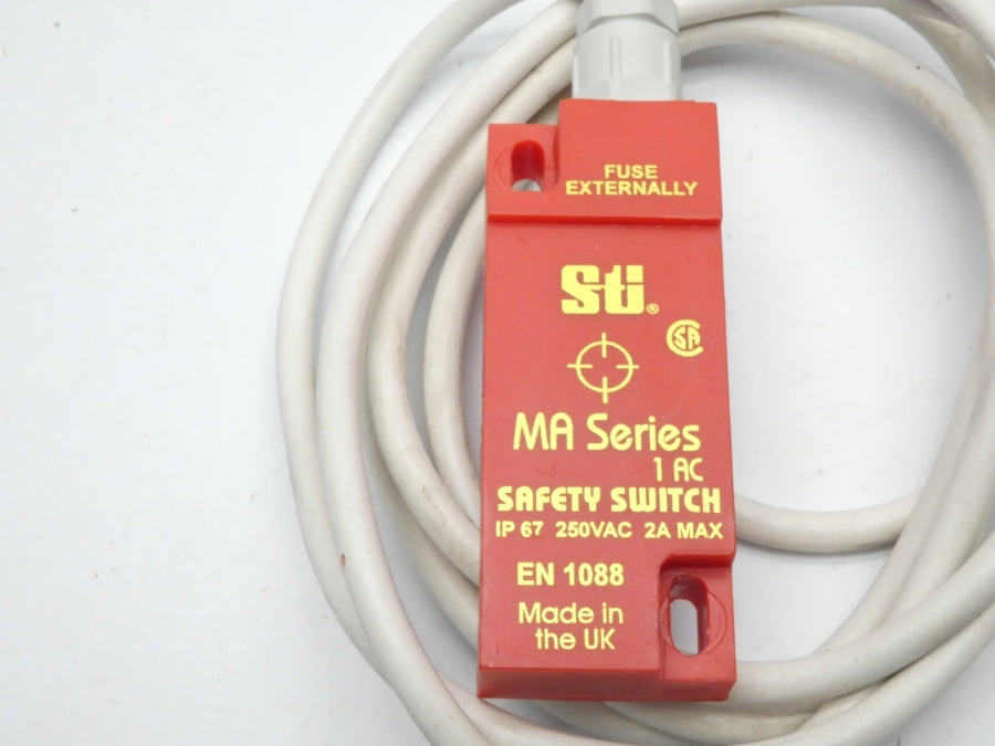 STI 44507-0020 250VAC 2A (AS IS) UNMP