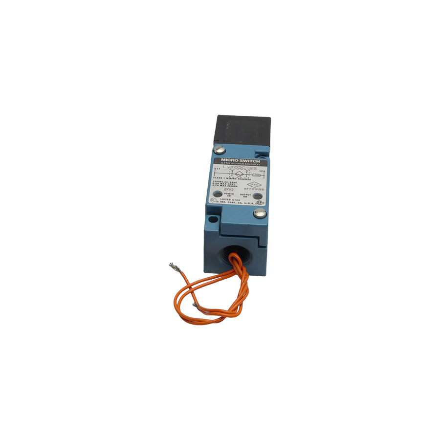 MICRO SWITCH LYT02C-2S 120VAC 2.7A UNMP