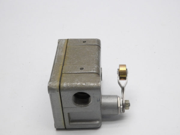 MICRO SWITCH OP-AR30 480VAC 15A (GRAY) NSNP