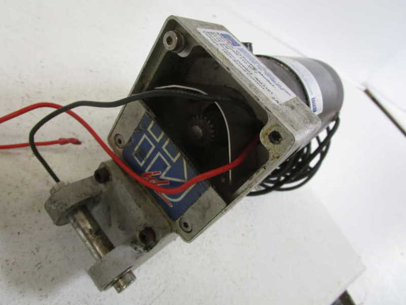 INDUSTRIAL DEVICES EC2H-5005B-110-MP2-MT1E-EM W/ 820-213-EM AS IS