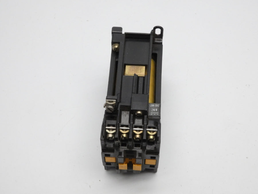 TELEMECANIQUE CA2-DN131 24V 10A UNMP
