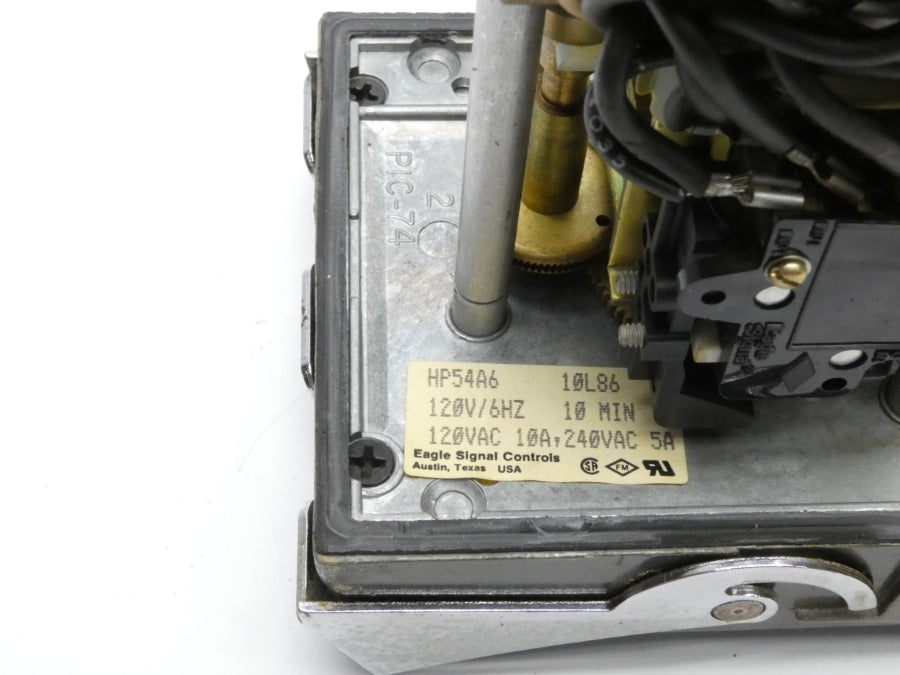 EAGLE SIGNAL HP54A6 120/240VAC 5A 10M UNMP