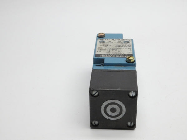 MICRO SWITCH LYT02C-2S 120VAC 2.7A UNMP