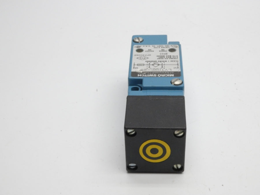 MICRO SWITCH LYT02C-2S 120VAC 2.7A NSNP