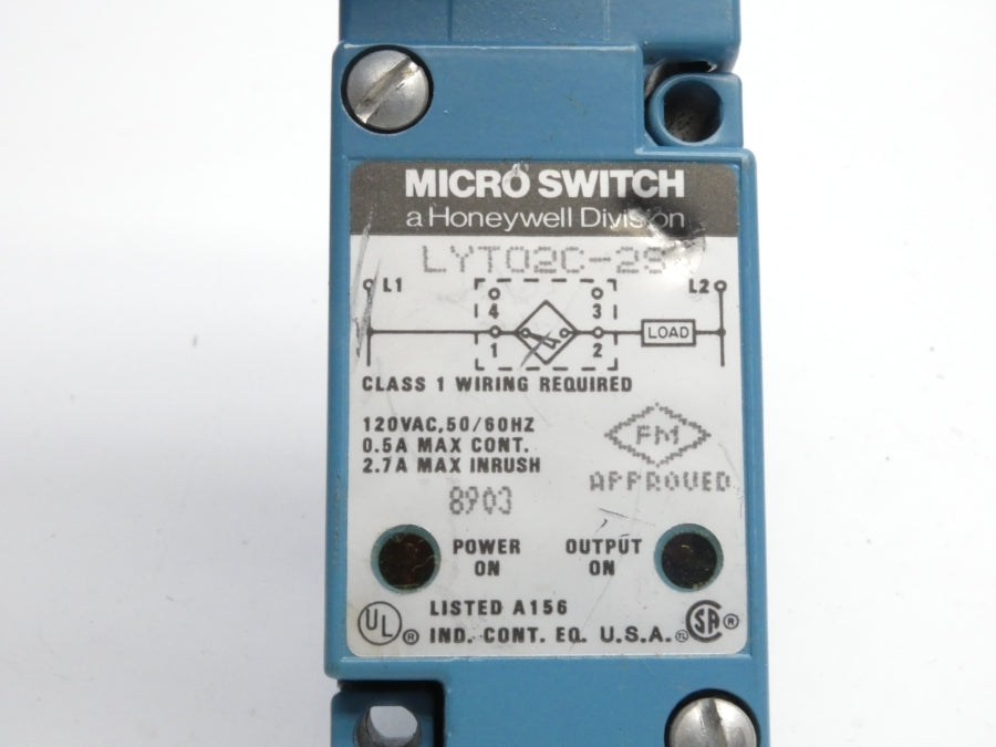 MICRO SWITCH LYT02C-2S 120VAC 2.7A NSNP