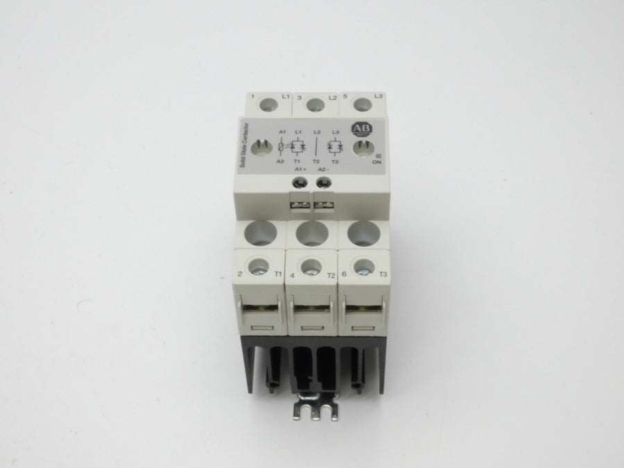 ALLEN BRADLEY 156-C2P25NCD SER. A 600VAC 25A NSMP